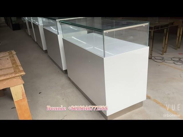 Jewelry store counter and glass showcase display furniture