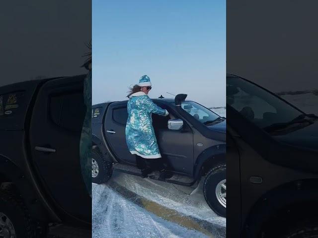 С наступающим 2023-им годом друзья! Спасибо, что вы с нами 