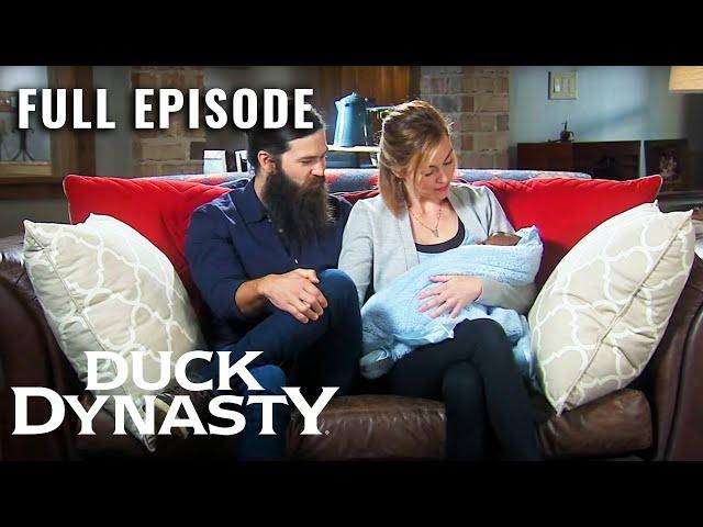 A New Baby Arrives (S1, E2) | Jep & Jessica: Growing The Dynasty | Duck Dynasty | Full Episode