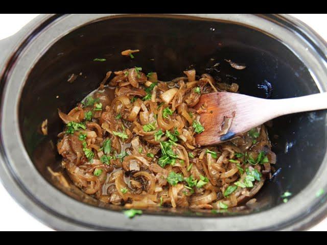 How to Make Slow Cooker Caramelized Onions