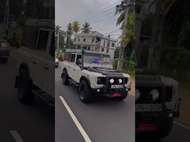 Defender,KDH,Hilux Srilanka #defender #kdh #hilux #slvehicles #srilanka #viral #trending #fyp