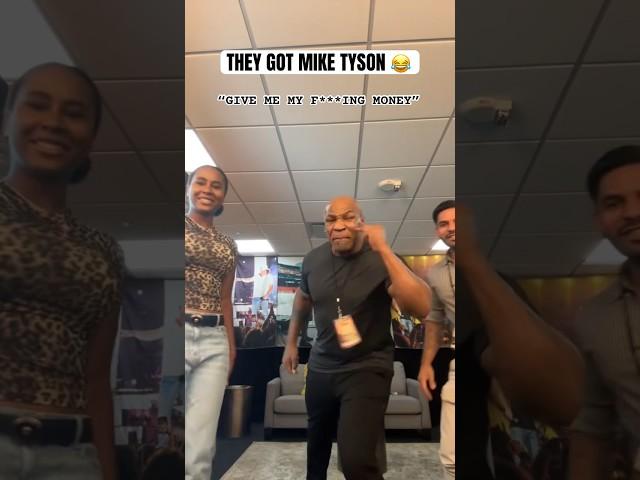 Mike Tyson's daughter got him with "give me my money" prank 