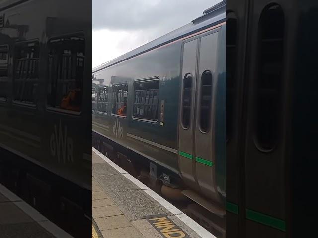 GWR 158950 departs Taunton. #railway #train #gwr #shorts #class158