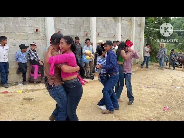 I ellas bailan a sí  feria  de caserío el sauce Chiquimula