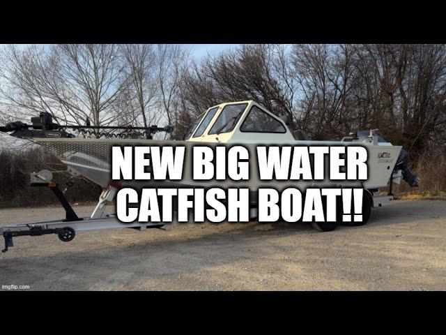 New Excel StormCat Deep V Big Water Catfish Boat