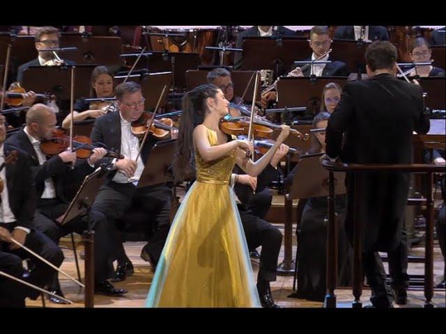 Maria Duenas Korngold Violin Concerto (2023)