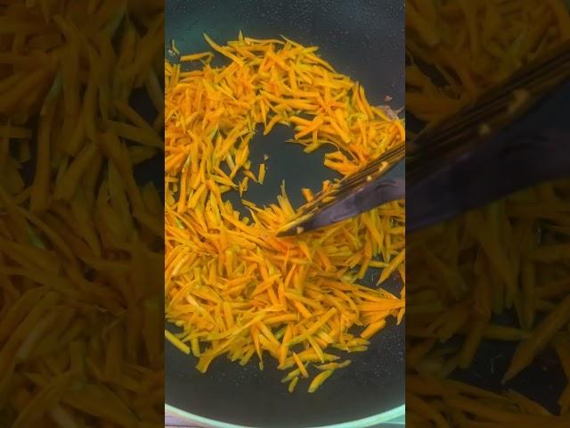 這樣煮好好吃，暖胃又暖身，熱呼呼的，南瓜雞肉粥#food #料理 #訂閱