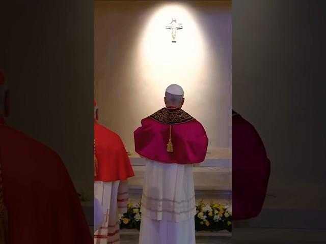 Đức giáo hoàng POPE LEO XIV viếng thăm mộ của Đức giáo hoàng  ￼FRANCIS ️!#pope #popefrancis