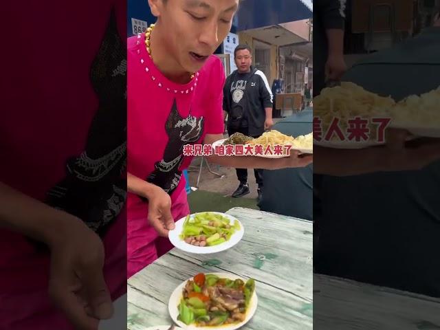 东北清真菜馆 一百元点了十二菜一汤 你们感觉值不值 #路边摊美味 #街边小吃 #街头美食