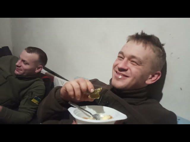 Вночі виходимо з Бахмуту! Останній вечір в місті-фортеці, сюди прийдуть інші герої на ротацію.