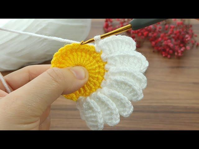 Wow very easy crochet daisy motif making #crochet #knitting