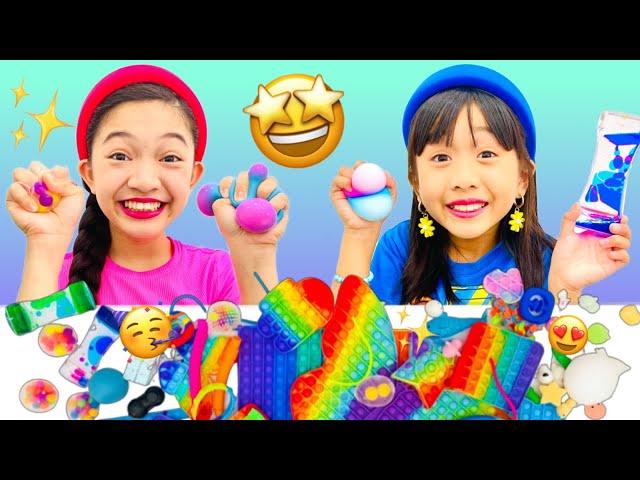 FIDGETS SWITCH UP CHALLENGE | KAYCEE & RACHEL in WONDERLAND FAMILY