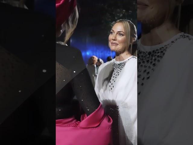 Мерьем Узерли снялась в нижнем белье