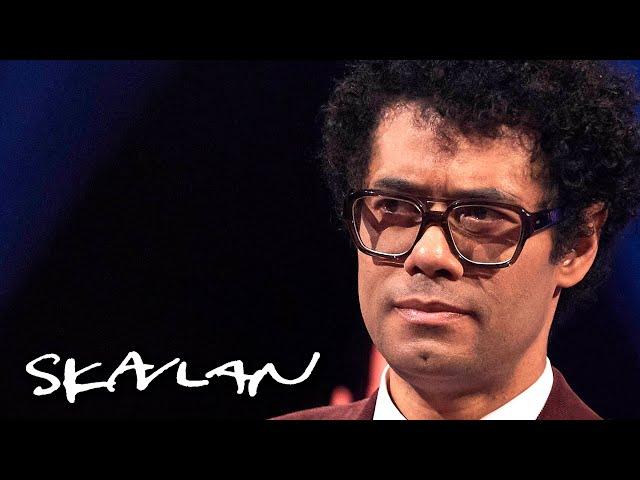 Richard Ayoade thinks the Coronavirus is perfect for his greeting style | SVT/TV 2/Skavlan