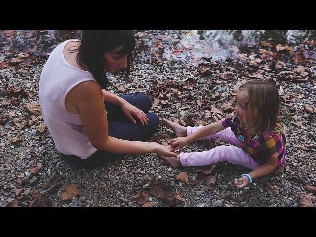 Sweetest End of Summer Family Session on the Farm || The Harman Family