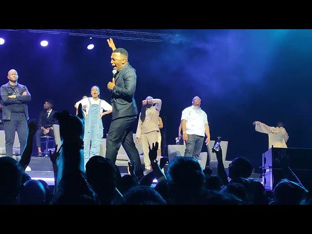 Dumi Mkokstad & Benjamin Dube - Moy' Ongcwele Siyakudinga @ Durban ICC