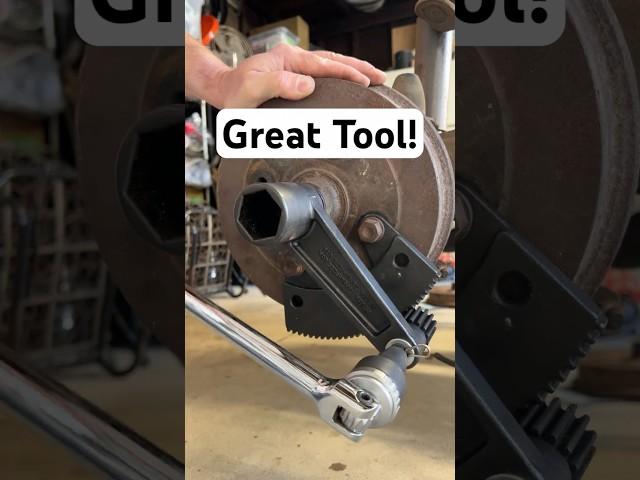 A “Must-Have” Tool for VW Owners - 9x Torque Multiplier for rear axles nuts.  #beetle #tools