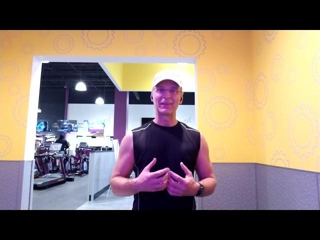 Leg Day Gym Motivation | Dave The Kayaker in the gym | Never skip leg day #planetfitness