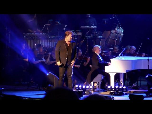 Eine Kleine Nachtmusik (Mozart)/Come Sail Away (Styx) - Rocktopia