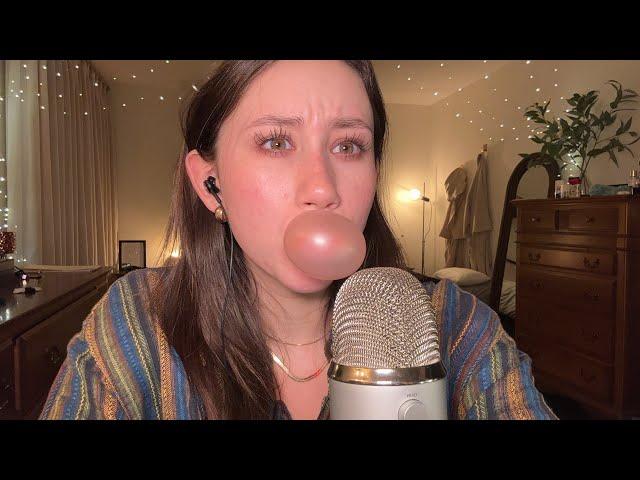 ASMR | Fast Mouth Sounds, Gum Chewing, Mic Tapping, and Hand Movements