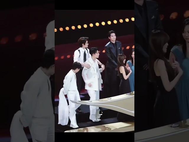 #丁禹兮 与 #雅miyavi #周深 同框真的好养眼～蹲一个合作！