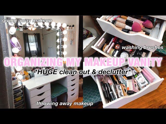 cleaning & organizing my makeup vanity! (declutter, organize, washing brushes, etc.)