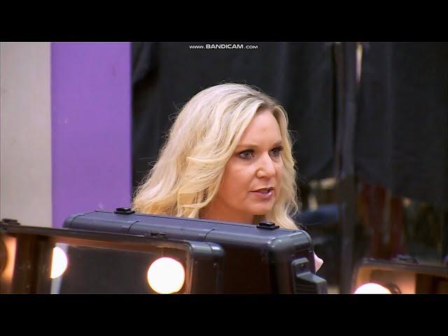 Dance Moms - Tracey Confronts Kira About Her Criminal History (S5 E08)