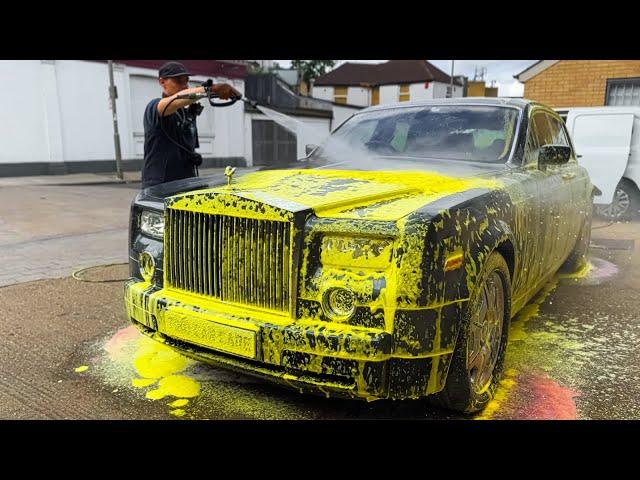 How Professionals Deep Clean a Rolls Royce