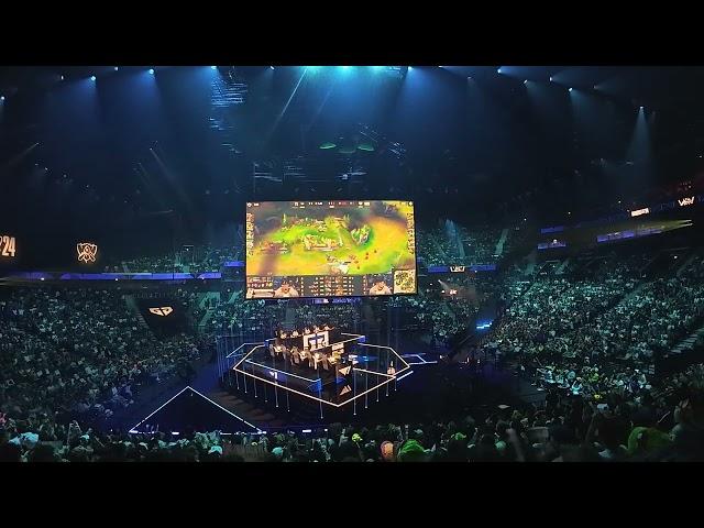 Atmosphere of team fight at bot lane of T1 vs GEN at Worlds 2024 Paris