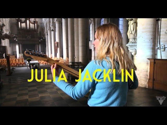 Julia Jacklin - "L.A Dreams" & "Don't let the kids win" - Church Session by "Bruxelles Ma Belle"