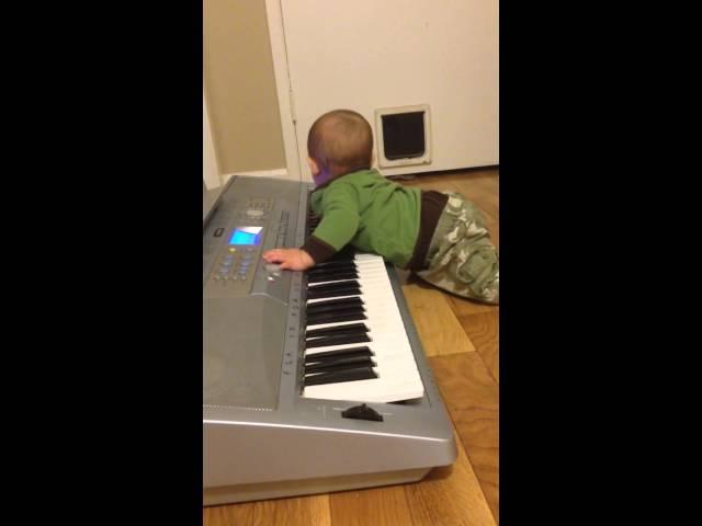 Piano player