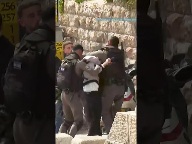 Palestinian assaulted and detained for trying to pray at Al Aqsa Mosque