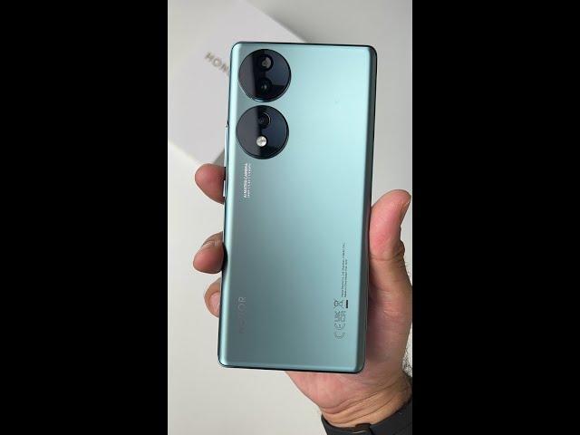 HONOR 70 is a BEAUTY! - First Look Unboxing!