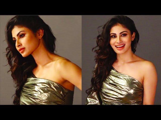 Mouni Roy's HOT Photoshoot For Akshay Kumar's Upcoming Movie GOLD