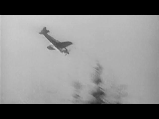 WW2 - Kamikaze Attacks [Real Footage]