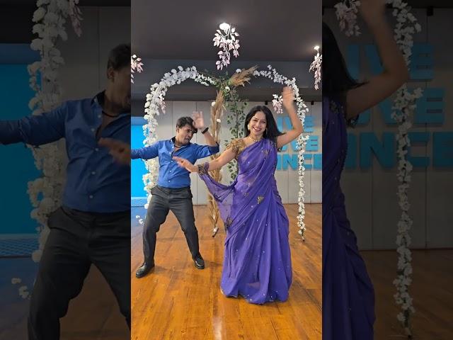 tumse o haseena kabhi mohabbat- retro reel - jeetendra- Babita- farz-  3 million views on instagram