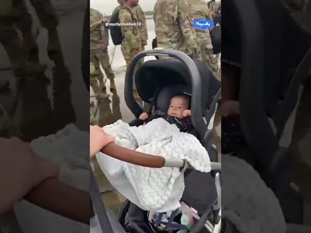 Dad comes home from deployment to meet his little one for the first time ️️￼