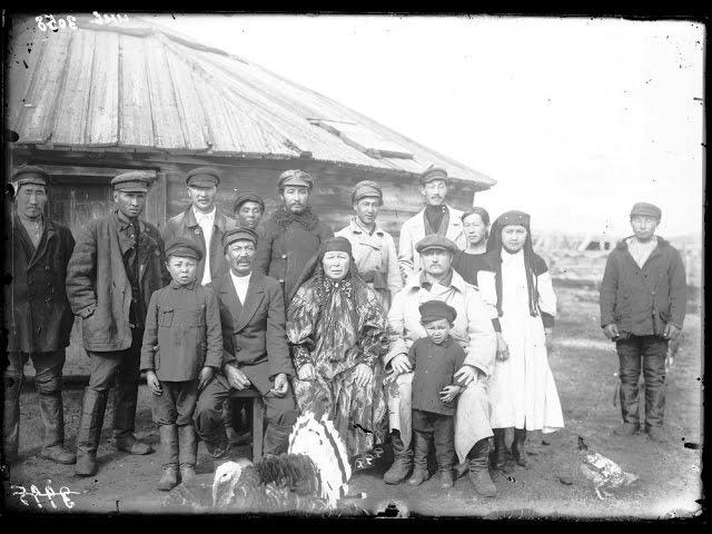 Типы населения Хакасия и Тува/The peoples of Khakassia & Tuva: 1906-1930