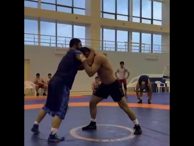 Khamzat Chimaev Wrestling with  Sadulaev Abdulrashid 