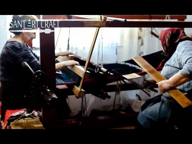 Loom WEAVING with Heddle Rods and Weaving Swords in Romanian Villages