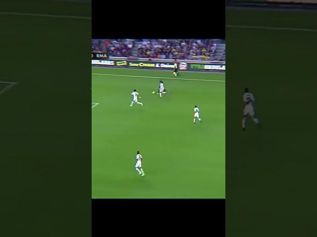 Dani Alves vs Ronaldo#football #barcelona #ronaldo #danialves