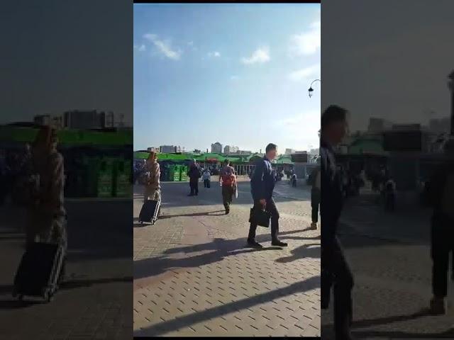 Выход из метро станции Комсомольская Ярославский, Ленинградский, Казанский вокзалы Рядом три вокзала