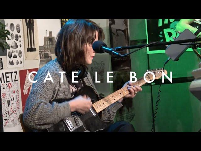 Cate Le Bon - "Wonderful" (Live on Radio K)