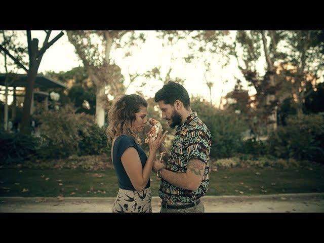 Puerto Candelaria - Con Un  Minuto / Avec Une Minute  [Video Oficial]