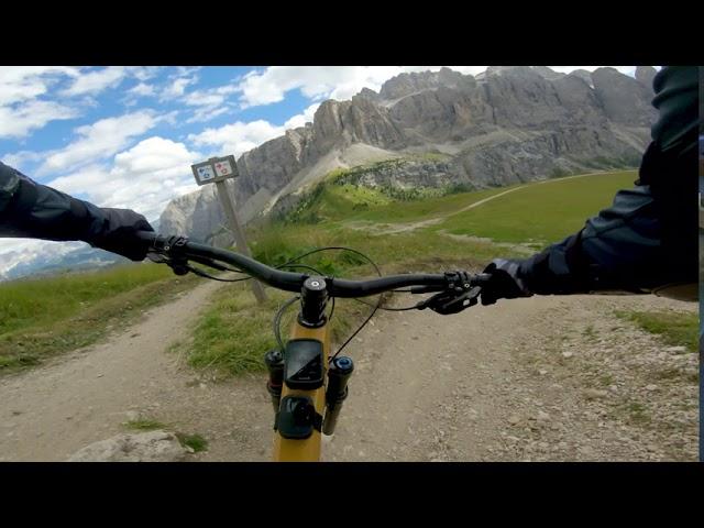 Dantercepies Cir trail - MTB Dolomites (Sellaronda tour)