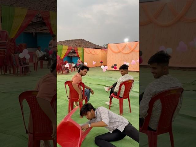 Wait for end #saadi #friends #comedy #funny #gaon #funnyreel #kursi