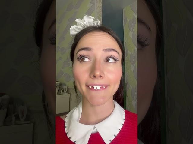 Серия, где Лизонька вампир! А у меня сегодня день рождения 22 декабря! Сколько думаете мне лет?)