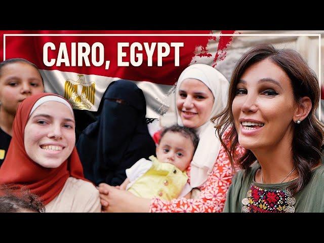 Exploring CAIRO, EGYPT as a SOLO Traveler I Khan el Khalili Market, Cafes & MORE!