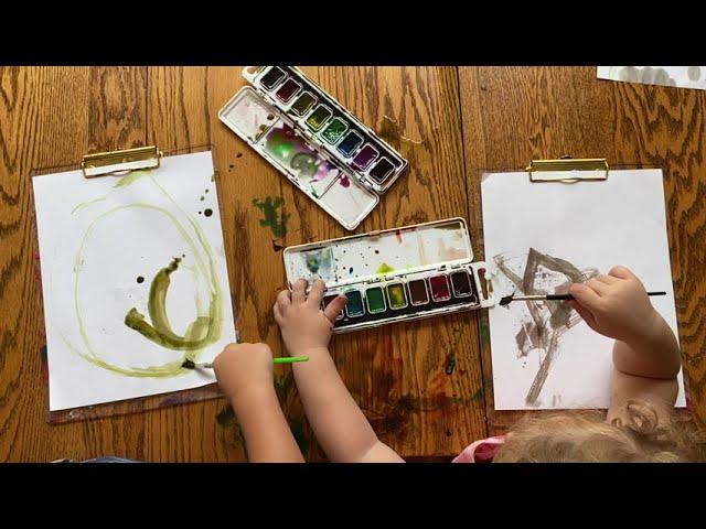 Pintura Infantil Vídeo de Baixo Estímulo para Motivar Crianças a Brincar Aulinha Virtual Montessori