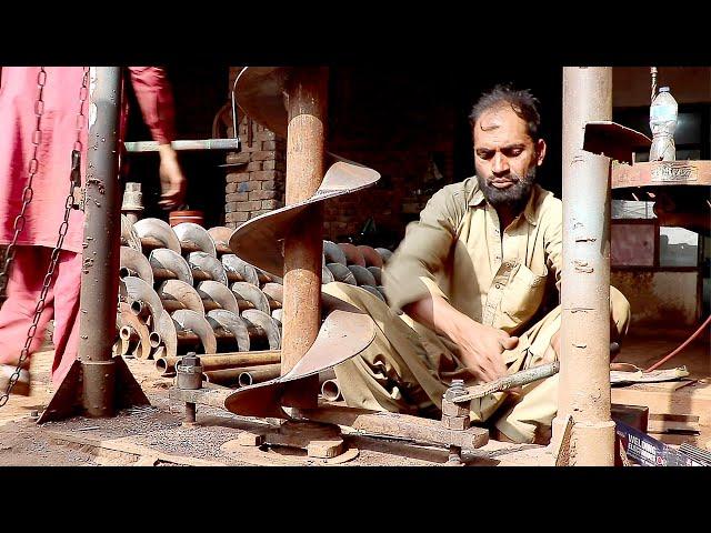 The indigenous art of making screw conveyor